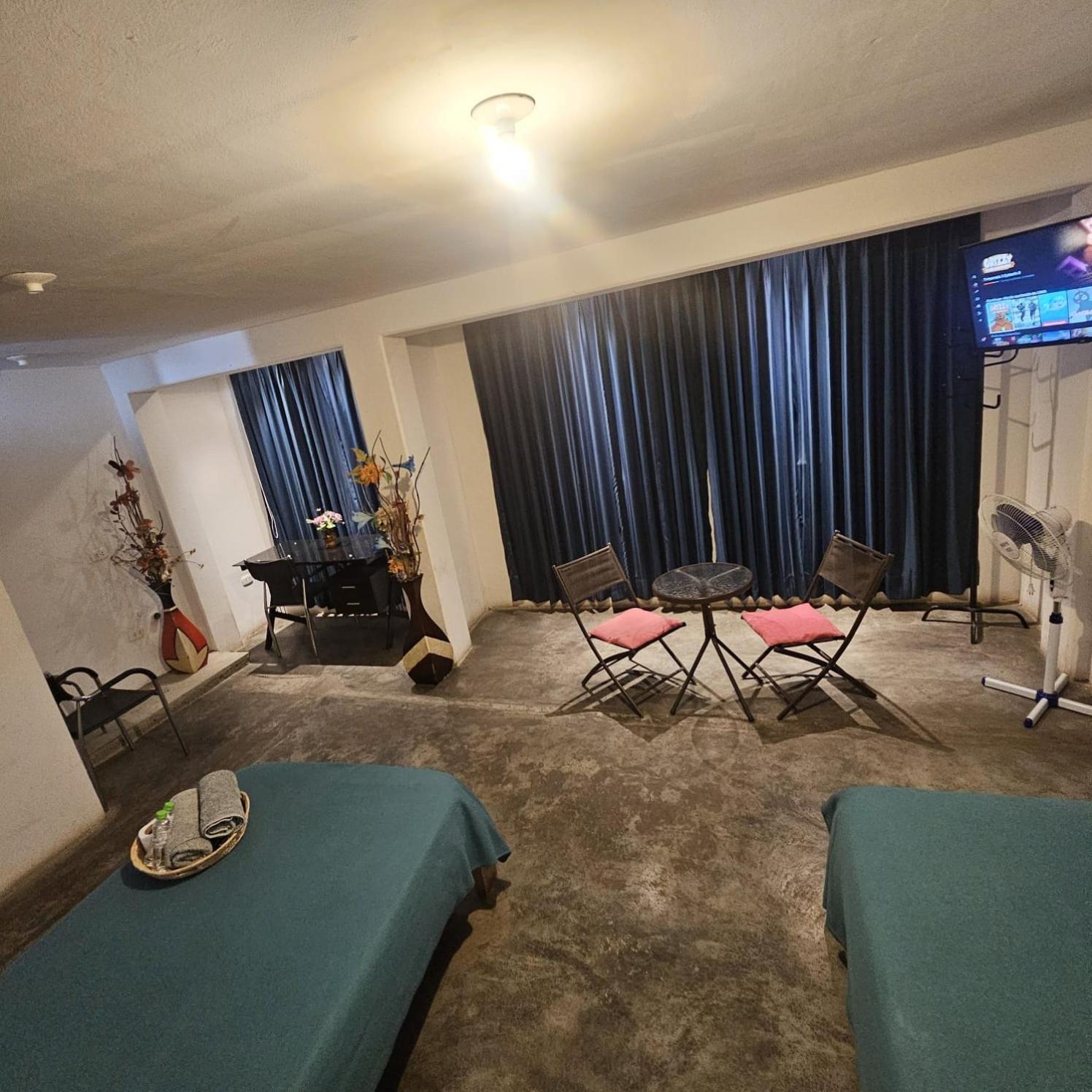 Lima Airport Hostel With Free Airport Pick Up Εξωτερικό φωτογραφία